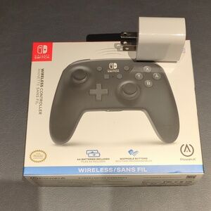 Wireless Controller for Nintendo Switch - Black - New In Box